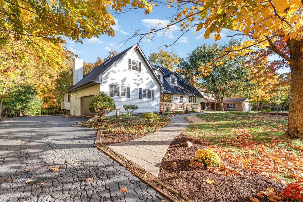 For Sale $650,000 • Co-Listing Agent