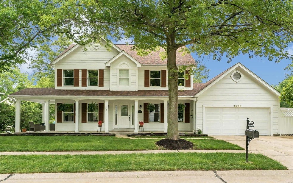 Pointe Clayton - A pool & tennis subdivision!