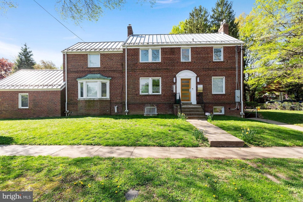 3640 Everett St NW, Washington, DC 20008 - photo 1