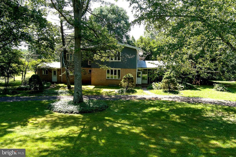 932 Valley Forge Rd, Phoenixville, PA 19460 - photo 1