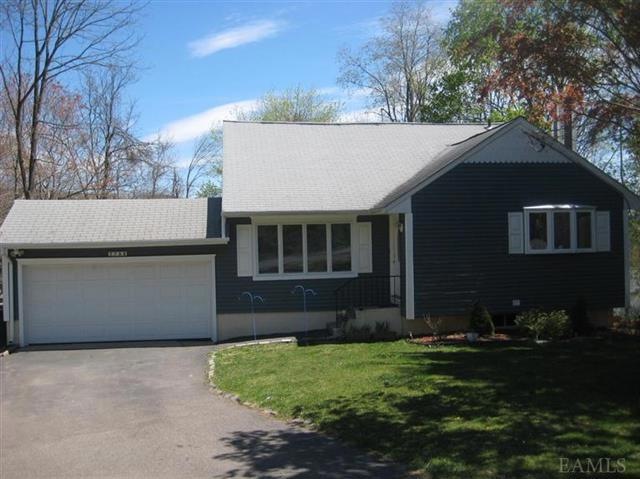 3760 Chesterfield Dr, Mohegan Lake, NY 10547 - photo 1