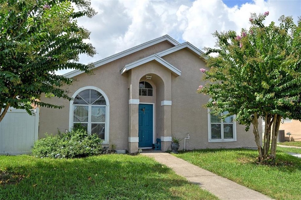 Single Family Bungalow with small fenced yard (and