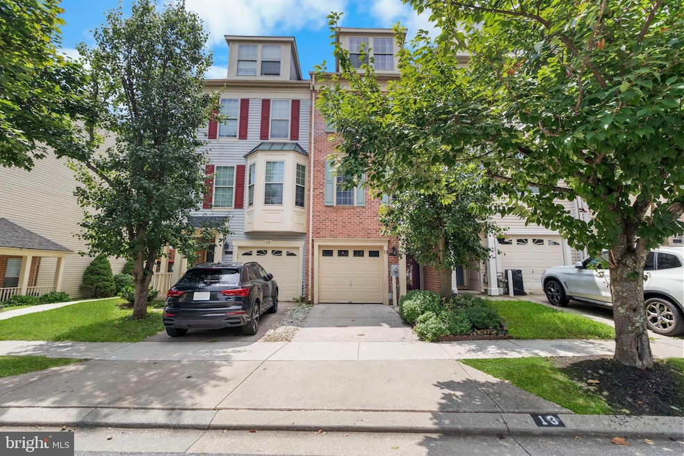 13 Bank Spring Ct, Owings Mills, MD 21117 - photo 1