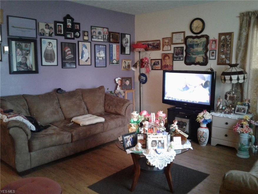 1536 E 31st St, Lorain, OH 44055 - photo 1