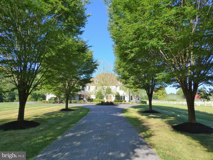 621 N Walnut Rd, Kennett Square, PA 19348 - photo 1