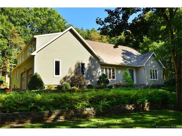 44 Sutton Drive, Vernon