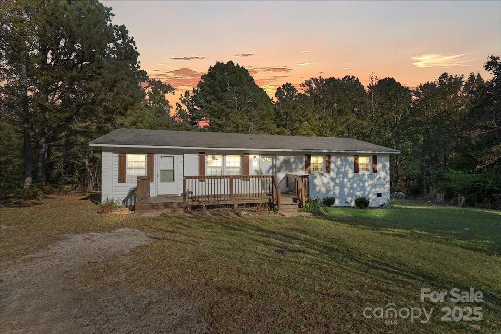 109 E Pigg St, Pageland, SC 29728 - photo 1