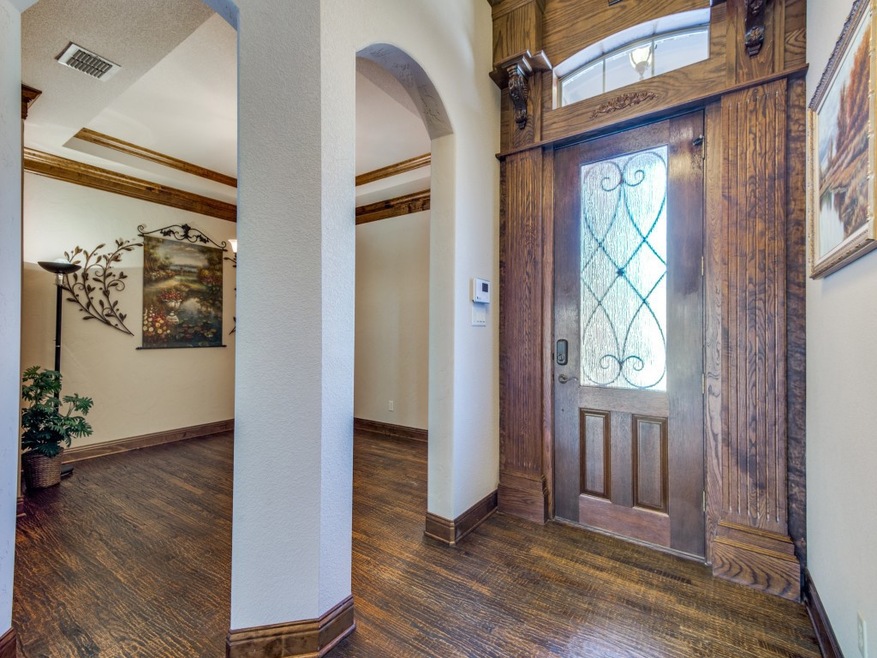 8648 Wishing Tree Ln, North Richland Hills, TX 76182 - photo 1