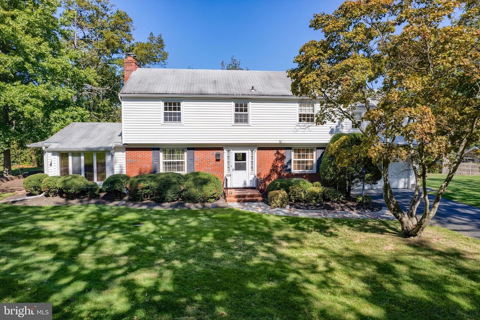 135 Wedgewood Ln, Haddonfield, NJ 08033 - photo 1