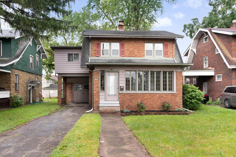 1823 Sullivant Ave-1