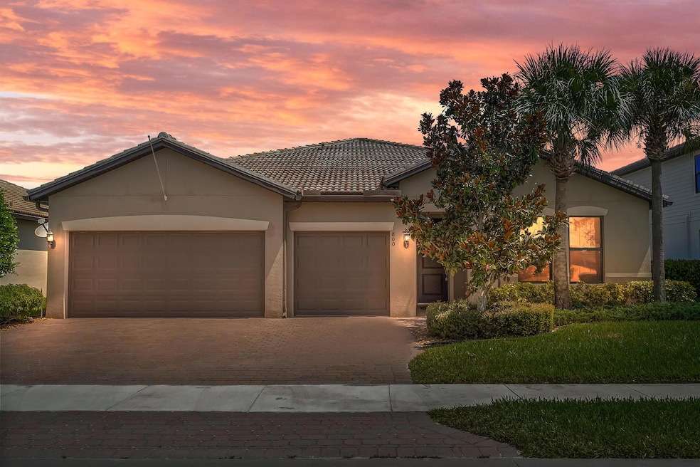 Pending $599,000 • Co-Listing Agent