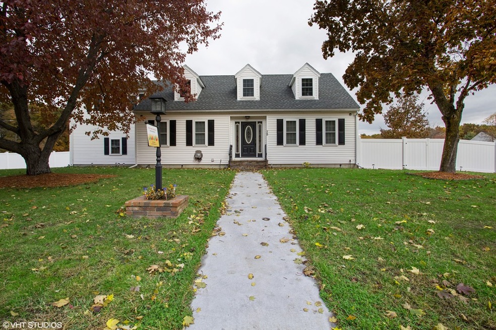 78 Woodburn Dr, Methuen, MA 01844 - photo 1