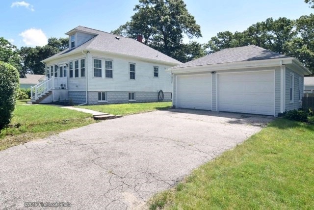 42 Burgess Dr, Warwick, RI 02886 - photo 1