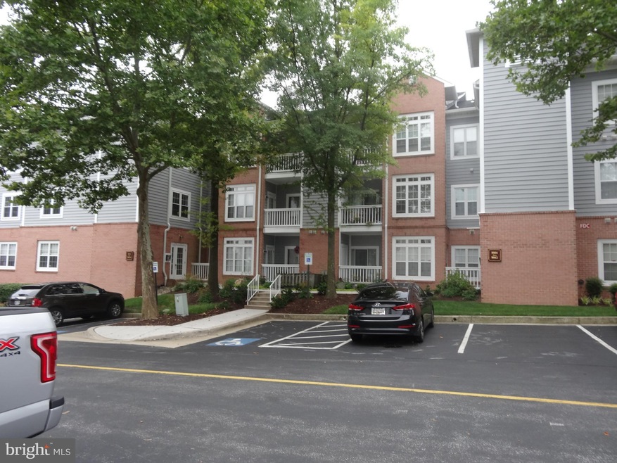 8817 Groffs Mill Dr, Owings Mills, MD 21117 - photo 1