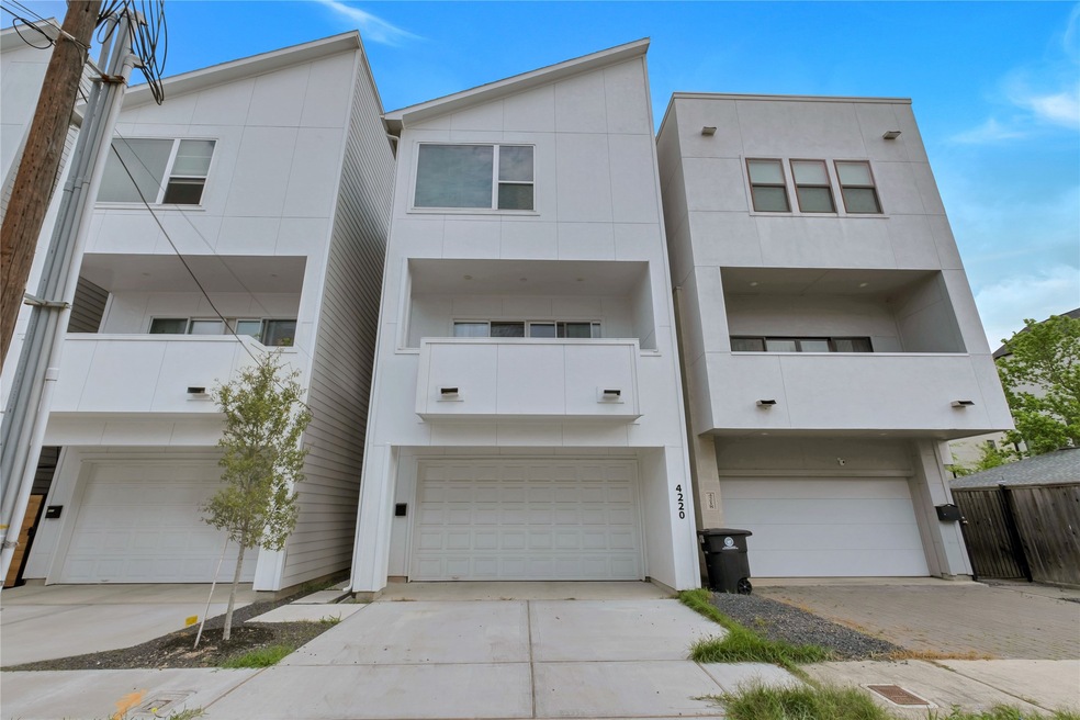 4220 Schuler St, Houston, TX 77007 - photo 1