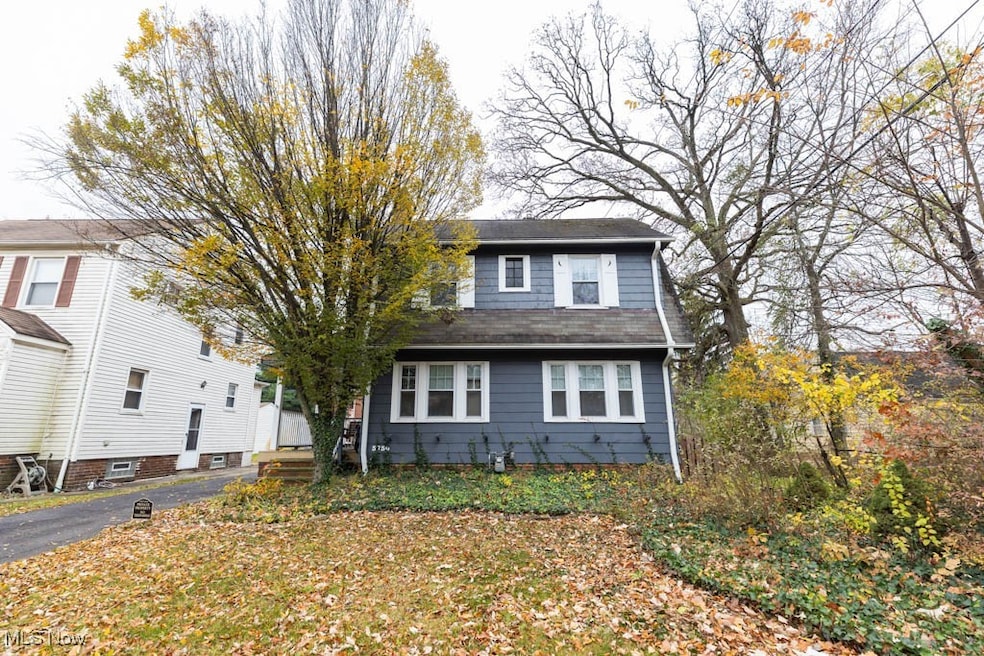 3730 E Antisdale Rd, Cleveland, OH 44118 - photo 1