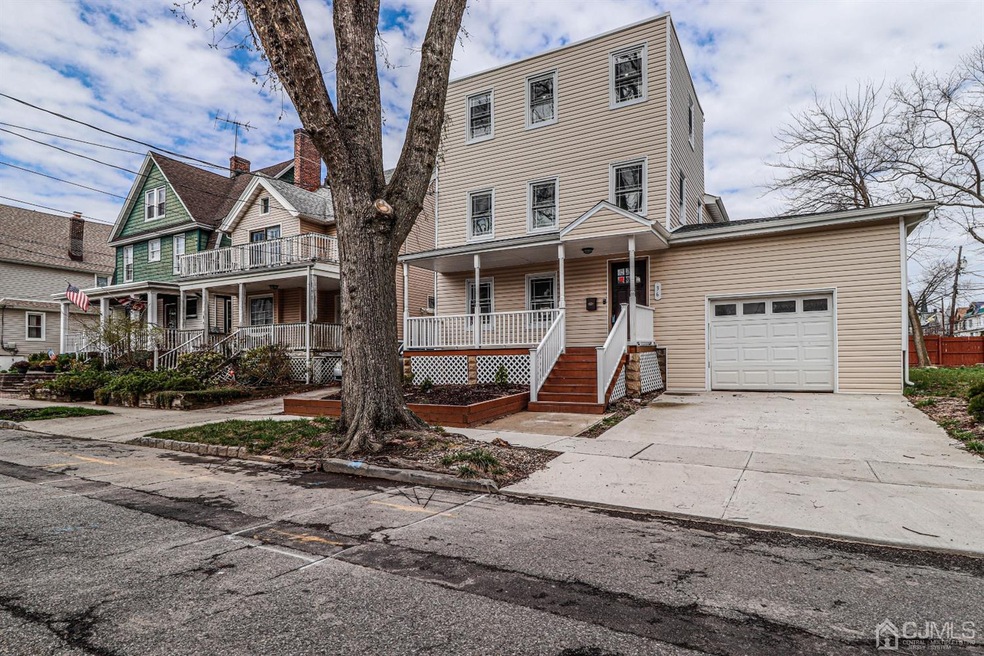 40 Lewis St, Perth Amboy, NJ 08861 - photo 1