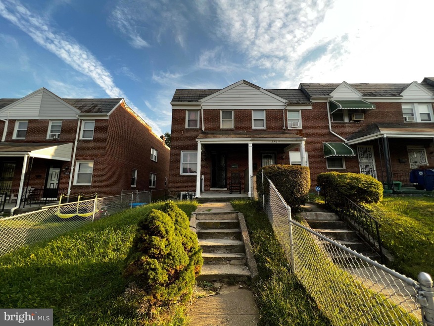 3917 Colborne Rd, Baltimore, MD 21229 - photo 1