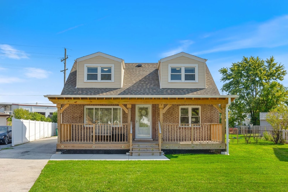 7905 Garden Ct, Bridgeview, IL 60455 - photo 1