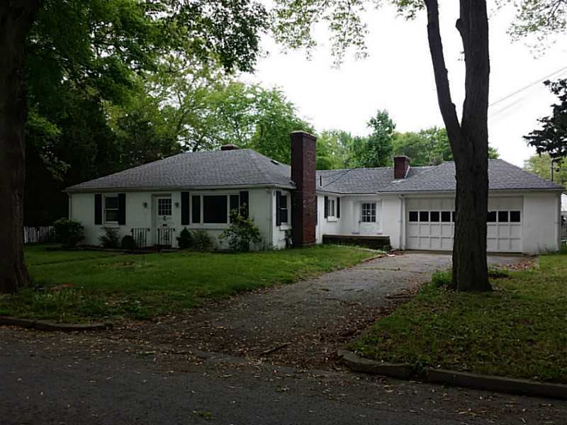 10 Sylvester St, Barrington, RI 02806 - photo 1