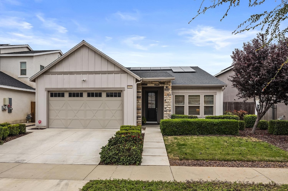 2337 Malaspina, Merced, CA 95340 - photo 1