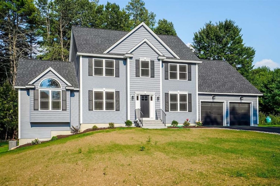 74 Pine St, Hooksett, NH 03106 - photo 1