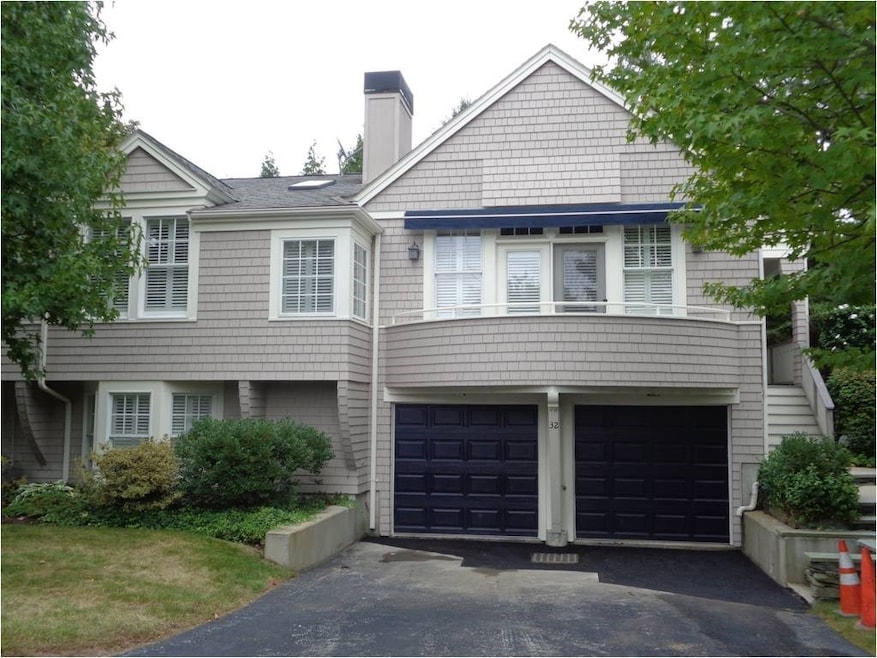 32 Oyster Point, Warren, RI 02885 - photo 1