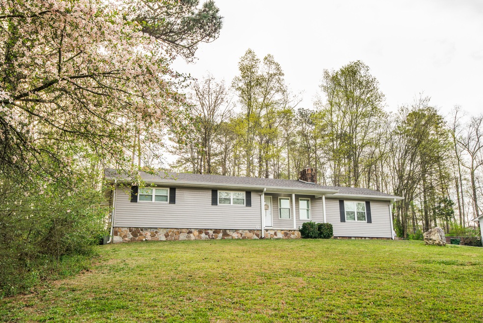 1008LauraDr-2
