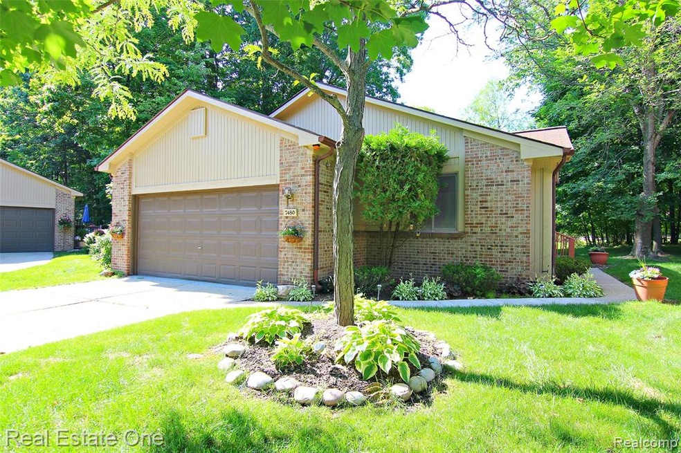 Indianwood Trl Front.jpg