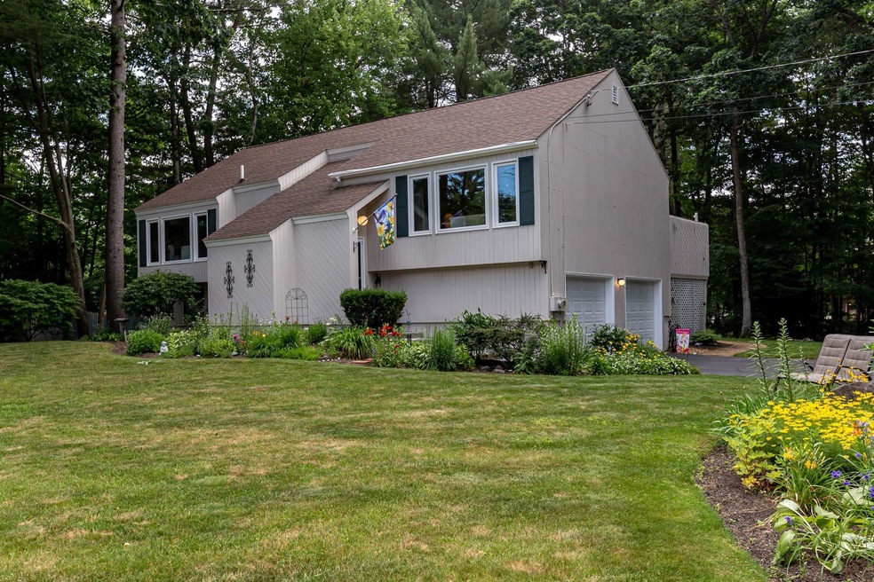 8 Acacia Ln, Milford, NH 03055 - photo 1