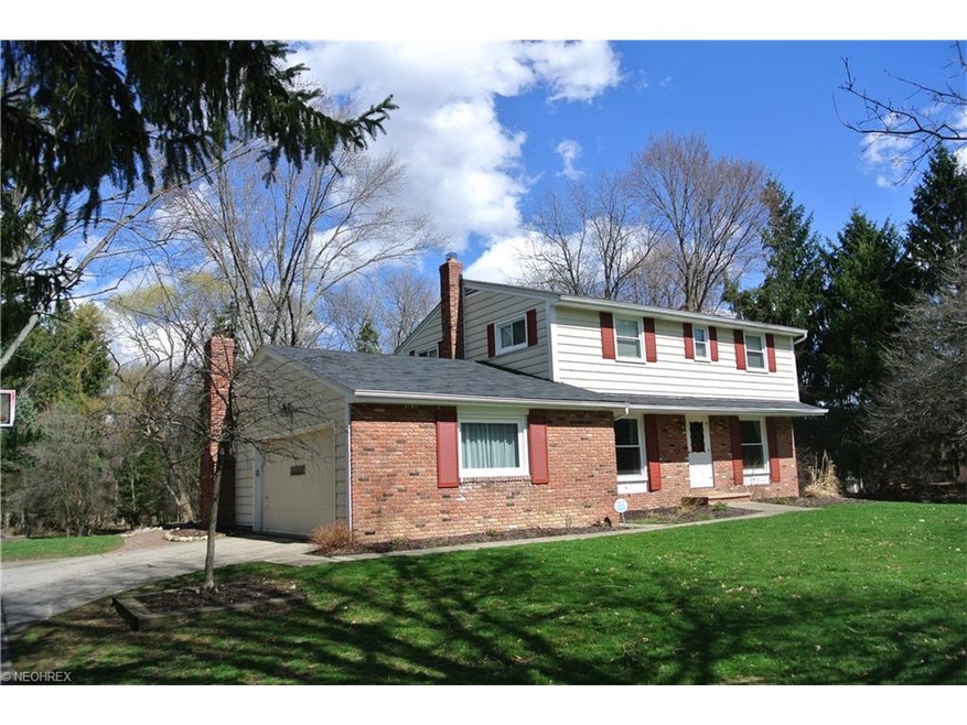 Welcome to 11581 Iroquois Trail in Brecksville