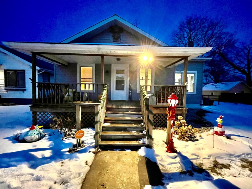 402 Arcade Ave, Elkhart, IN 46514 - photo 1