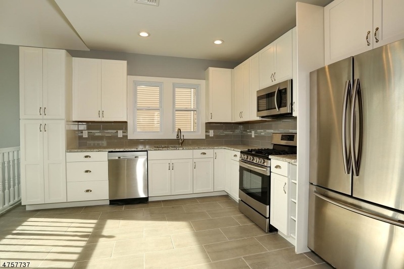 32 Waldwick Ave, Waldwick, NJ 07463 - photo 1