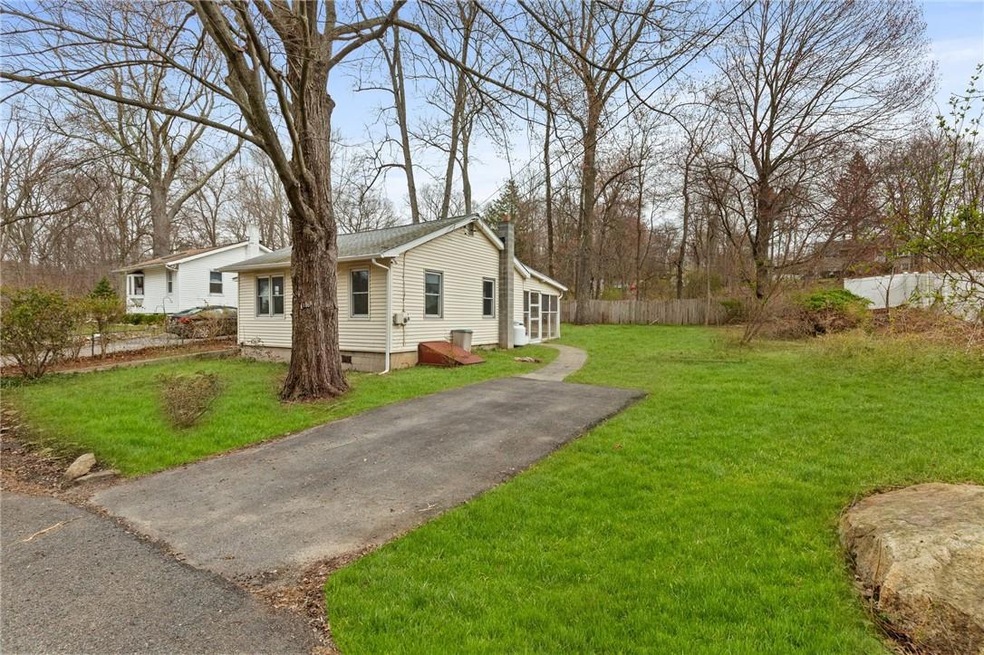 16 Elm Rd, Lake Peekskill, NY 10537 - photo 1