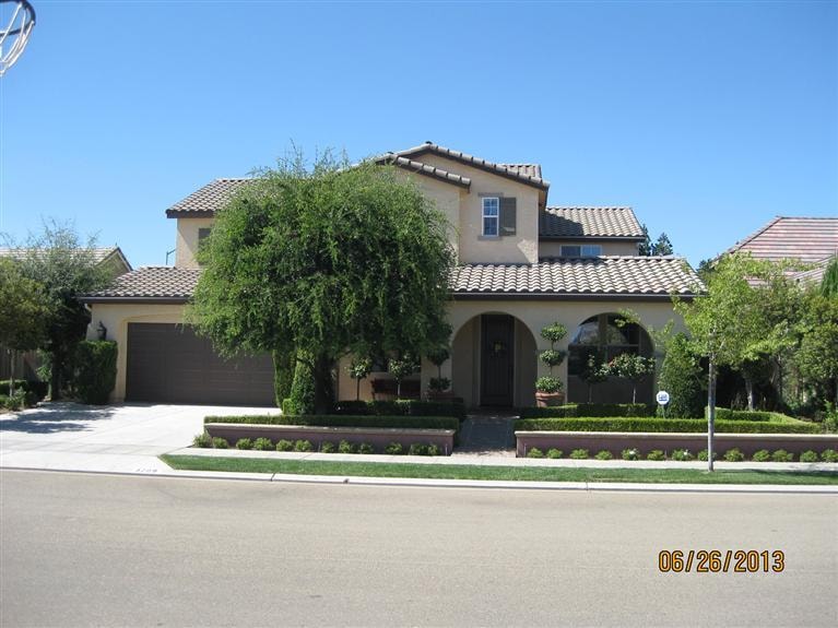 3209 Buckingham Ave, Clovis, CA 93619 - photo 1