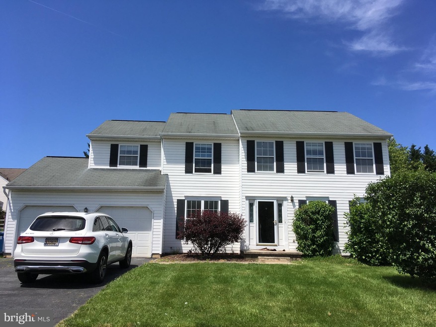 104 W Flagstone Dr, Newark, DE 19702 - photo 1