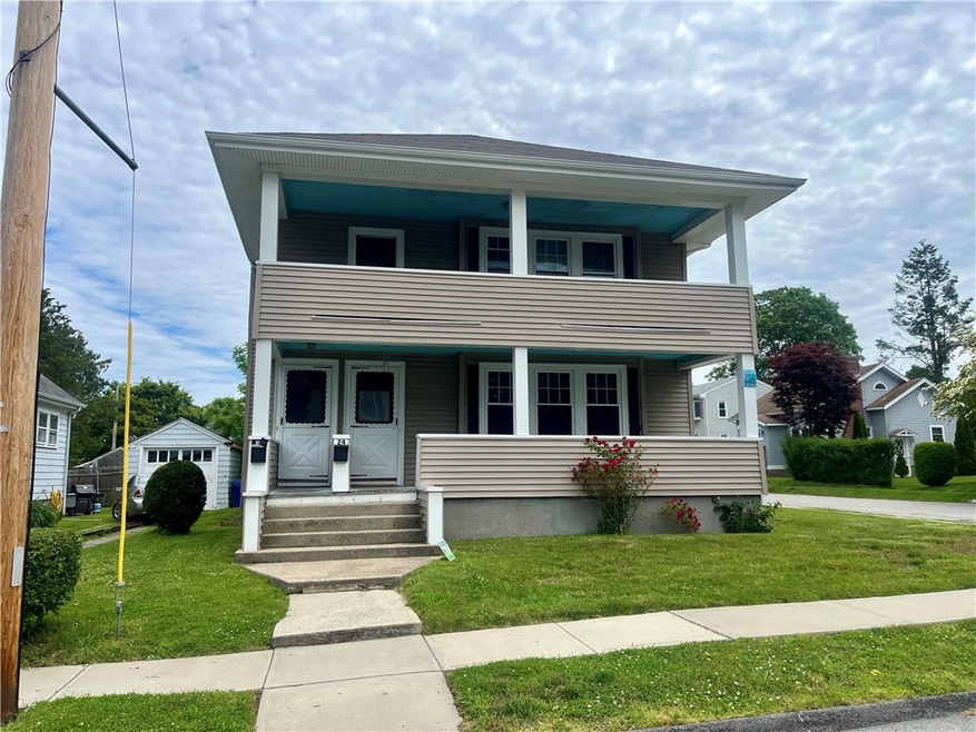 26 Bedlow Ave unit 2, Newport, RI 02840 - photo 1