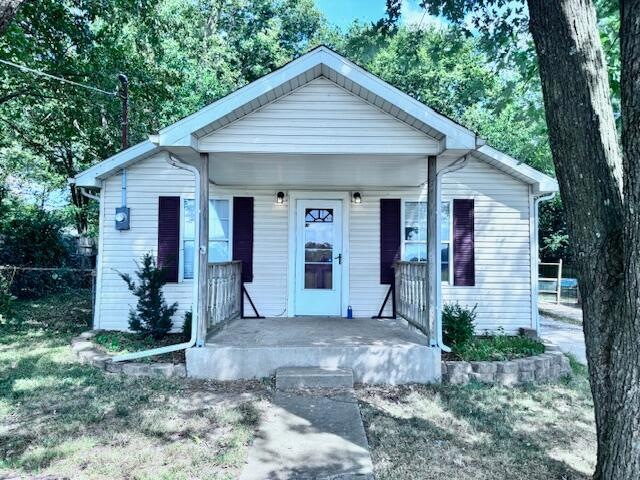 1330 N Fulbright Ave, Springfield, MO 65802 - photo 1