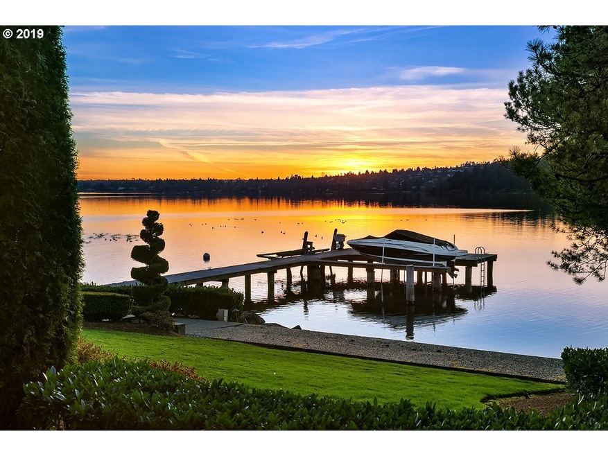 5403 W Mercer Way, Mercer Island, WA 98040 - photo 1