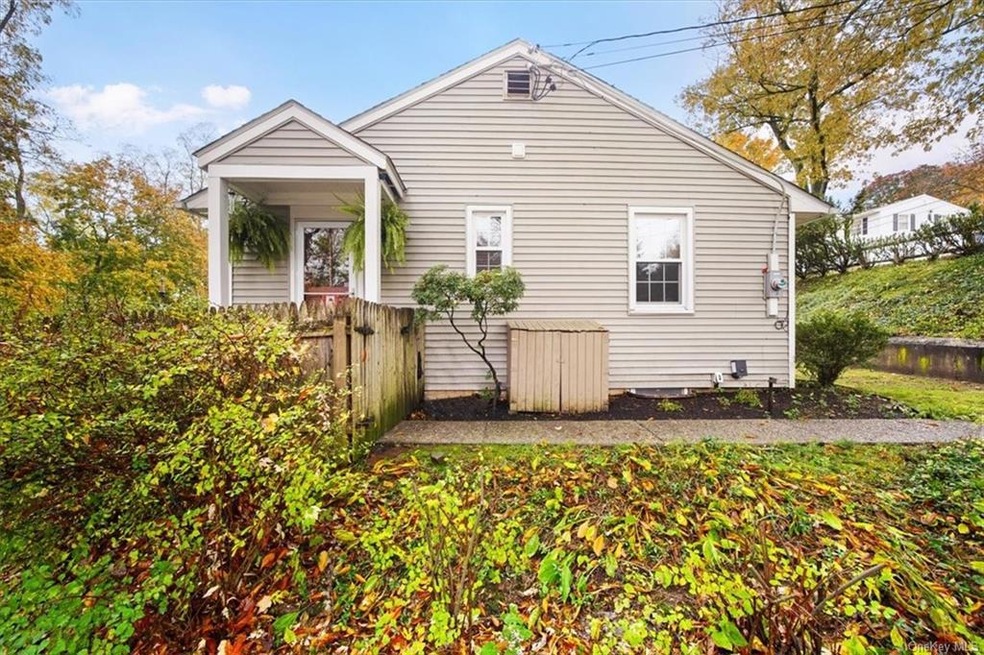 6 Michaels Ln, Croton On Hudson, NY 10520 - photo 1