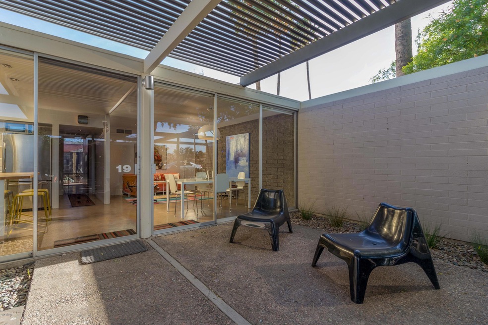 4225 N 36th St unit 19, Phoenix, AZ 85018 - photo 1