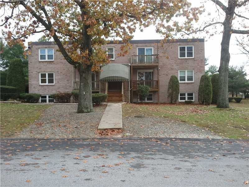 5 Apple Valley Pkwy unit 10, Greenville, RI 02828 - photo 1