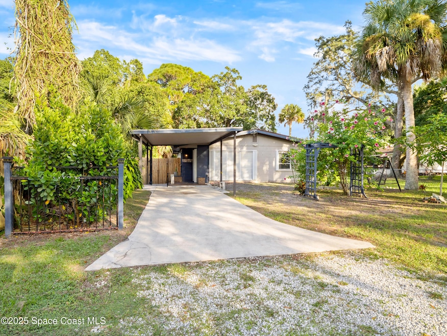 1707 Platt St, Melbourne, FL 32901 - photo 1