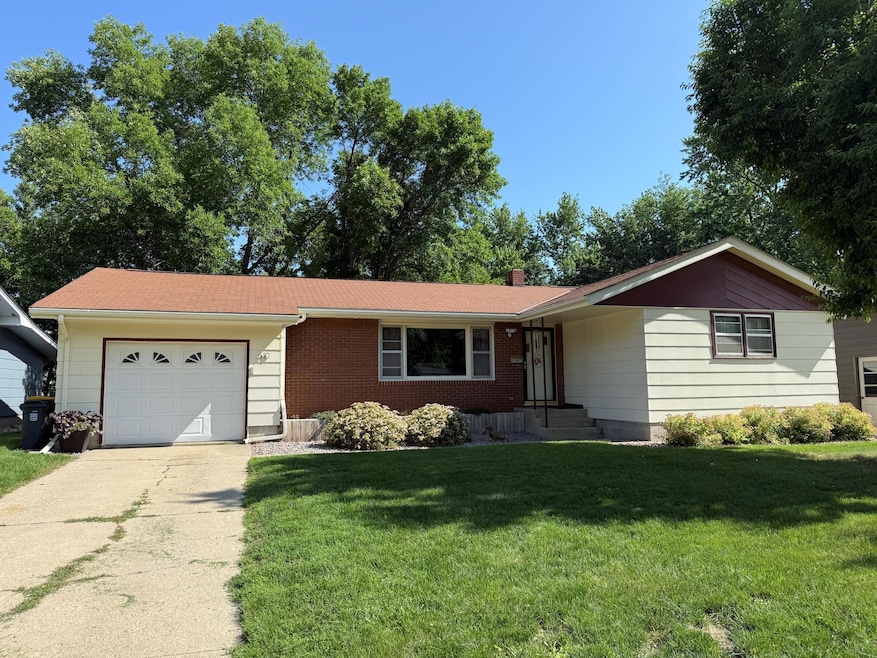 Pending $215,000 • Co-Listing Agent