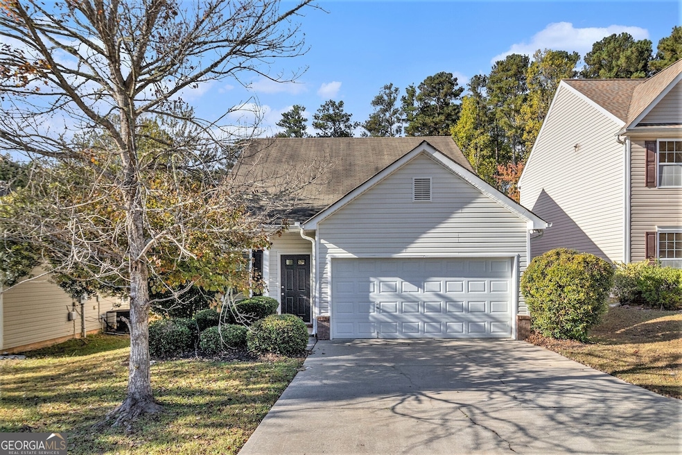 3827 Shenfield Dr, Union City, GA 30291 - photo 1