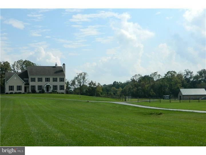 16 Lippitt Rd, Honey Brook, PA 19344 - photo 1