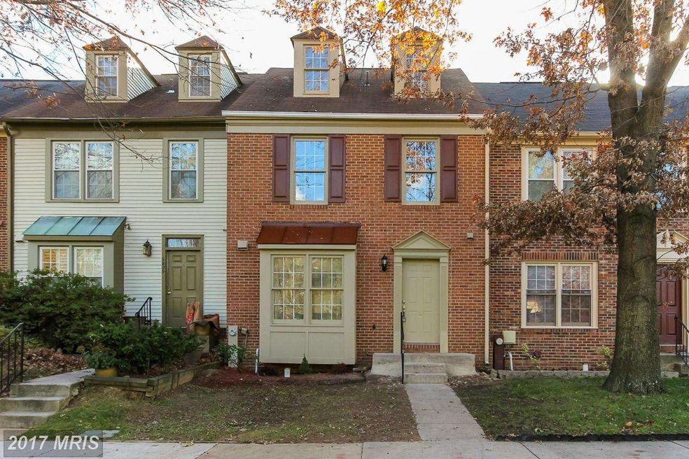 3827 Swan House Ct, Burtonsville, MD 20866 - photo 1