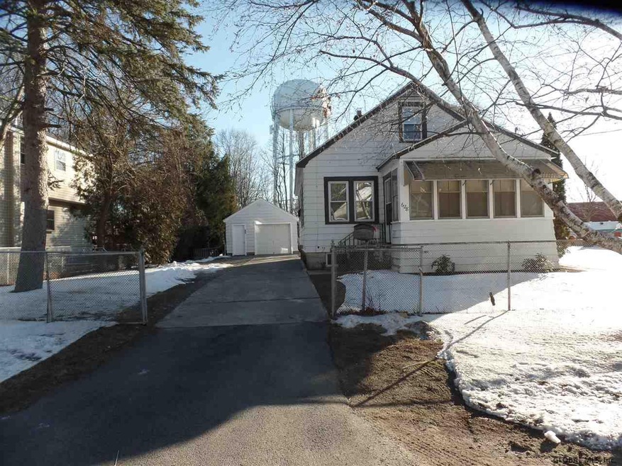 628 Lorraine Ave, Schenectady, NY 12303 - photo 1
