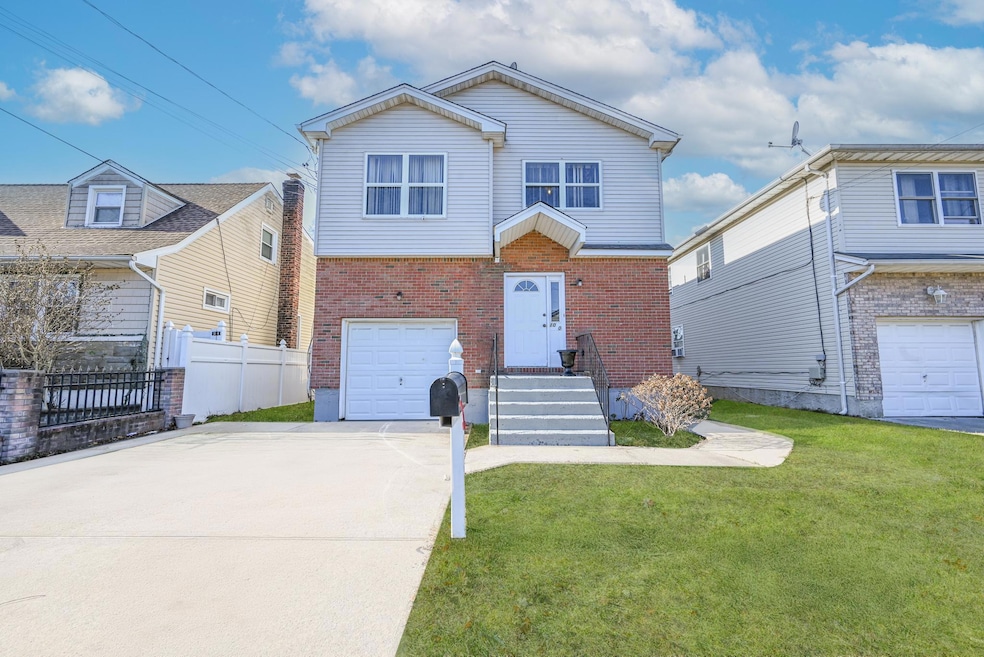 Sold $780,000 • Co-Listing Agent