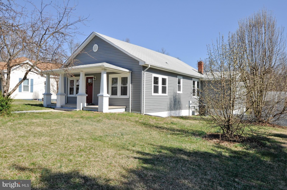 227 Ellisville Dr, Louisa, VA 23093 - photo 1